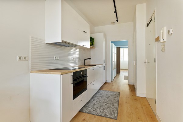 Medium property photo - Van Boetzelaerstraat 24-2, 1051 CW Amsterdam